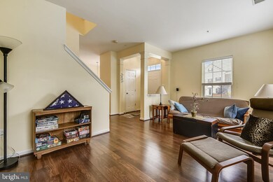 8719 Morning Breeze Ct, Odenton, MD 21113 - photo 4