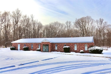 8410 Linden Rd, Swartz Creek, MI 48473 - photo 6