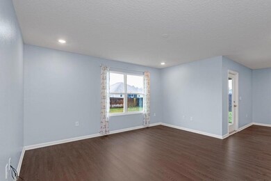 3540 Sugar Maple Ln living room
