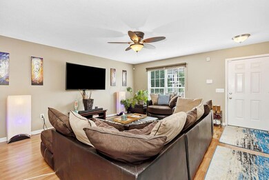 GREAT/FAMILY ROOM