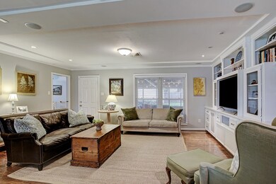 6438 Cindy Ln, Houston, TX 77008 - photo 6