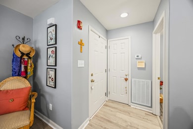 Lansdowne Heights Condominium Homes unit 8103, Lexington, KY 40502 - photo 4