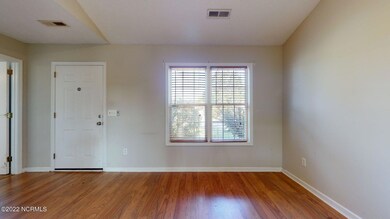 25-web-or-mls-2716-Sapling-Cir-Wilmingto
