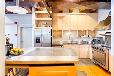 108 Lincoln St unit 3B, Boston, MA 02111 - photo 3