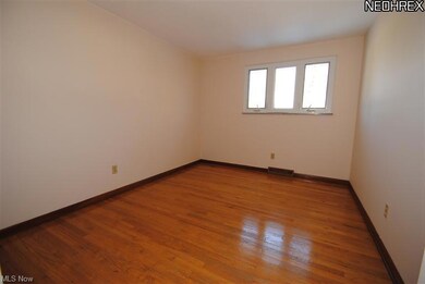 22643 Marleen Dr, Cleveland, OH 44126 - photo 7