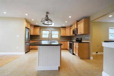 33 Floyd Ave, Manchester, NH 03103 - photo 7