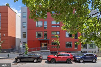 2337 Champlain St NW unit 2, Washington, DC 20009 - photo 2