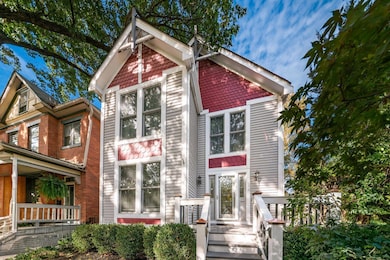 004_Ave Columbus OH 43201 USA