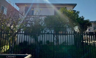 4834 Saturn St, Los Angeles, CA 90019 - photo 2