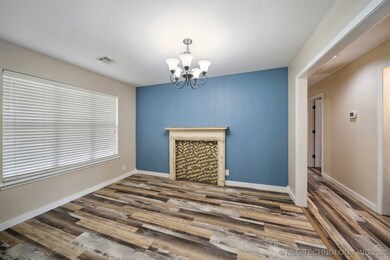 4202 W Urbana Ct, Broken Arrow, OK 74012 - photo 6