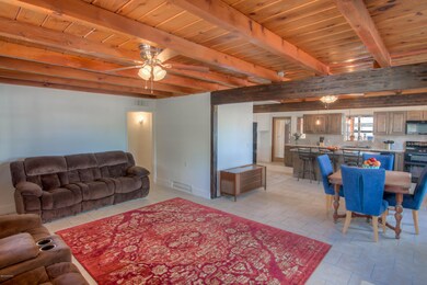8 Living Room photo b