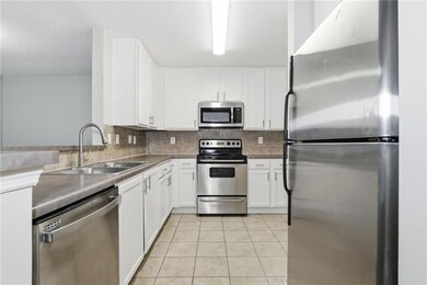 3650 Ashford Dunwoody Rd NE unit 506, Brookhaven, GA 30319 - photo 4