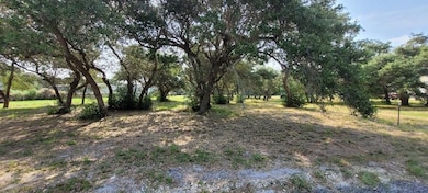 815 S Terry St, Rockport, TX 78382 - photo 3