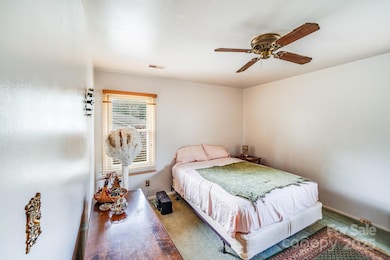 3515 Clardy Ct, Charlotte, NC 28205 - photo 5