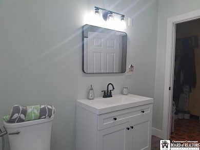Full Renovated bath/shower