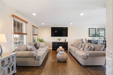 15 Joslin St, North Providence, RI 02911 - photo 5