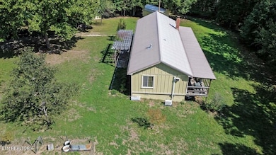 258 Charlie Newberry Rd, Lancing, TN 37770 - photo 6