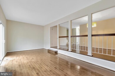 3003 Hickory Grove Ct, Fairfax, VA 22031 - photo 2