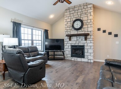864 E Dyann Dr, Nixa, MO 65714 - photo 7