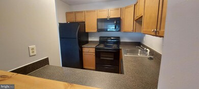 11415 Herefordshire Way, Germantown, MD 20876 - photo 5