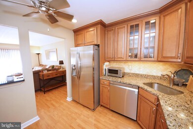 54 Cheverny Ct, Trenton, NJ 08619 - photo 3