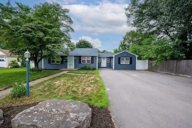 11 Savoy St, Worcester, MA 01607 - photo 3