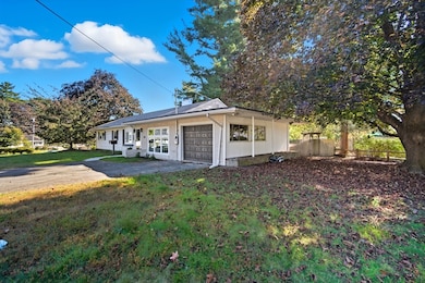 36 Pondview Cir, Brockton, MA 02301 - photo 2