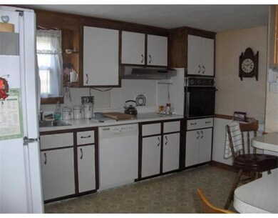 18 Ryan Rd, Danvers, MA 01923 - photo 3