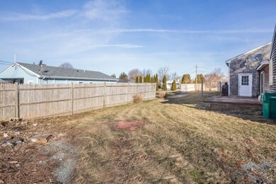 38 Honeyman Ave, Middletown, RI 02842 - photo 4