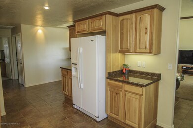 1322 Plum Tree Cir, Bloomfield, NM 87413 - photo 4