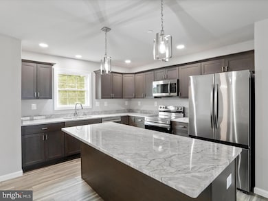 13 Taliaferro St, Hancock, MD 21750 - photo 6