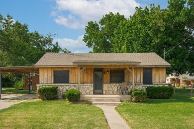 407 W Morton St, Boyd, TX 76023 - photo 3