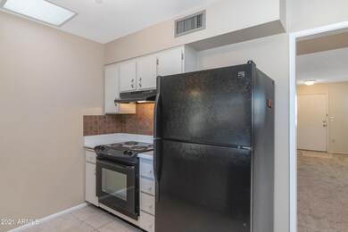 13604 N 111th Ave, Sun City, AZ 85351 - photo 3