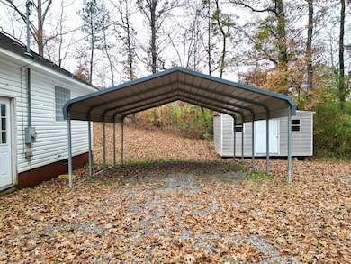 221 Uptain Ln, Oakman, AL 35579 - photo 6