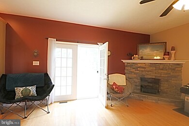 322 Mountain Rd, Strasburg, VA 22657 - photo 7