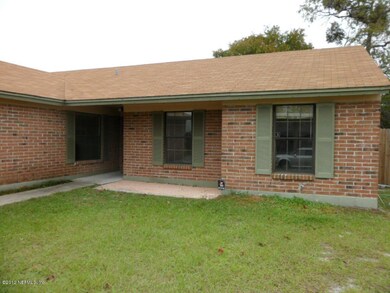 8114 Corky Ln, Jacksonville, FL 32244 - photo 2