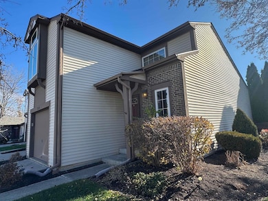 7130 Thamesford Dr, Fort Wayne, IN 46835 - photo 2