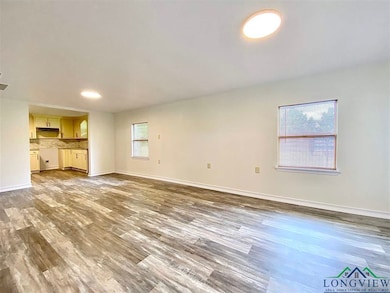 208 Home St, Longview, TX 75601 - photo 6