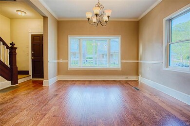 307 Mauch Chunk St, Nazareth, PA 18064 - photo 4