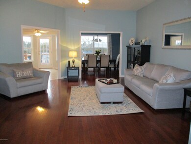 148 Halcomb Ct, Mount Washington, KY 40047 - photo 7