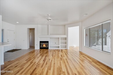 18261 N Summerbreeze Way, Surprise, AZ 85374 - photo 3