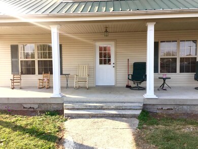 414 S Ramsey St, Manchester, TN 37355 - photo 2