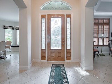 GORGEOUS DIAGONAL TILE WELCOMES YOU!  A FORMAL DIN