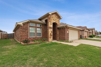 4301 Sapphire Ln, Granbury, TX 76049 - photo 6