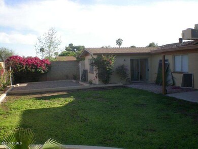 2223 S Canton unit 3, Mesa, AZ 85202 - photo 2