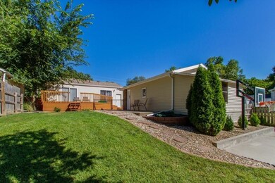 2812 56th St, Des Moines, IA 50310 - photo 5