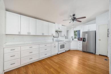 1360 N Dixie Downs Rd unit 55, Saint George, UT 84770 - photo 2