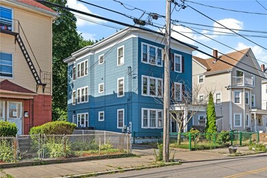 266 Sayles Ave unit 3, Pawtucket, RI 02860 - photo 4