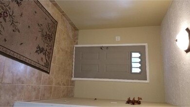 729 Cooper St, Beverly, NJ 08010 - photo 3