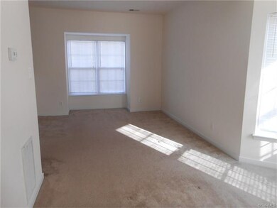 Living Room with double windows